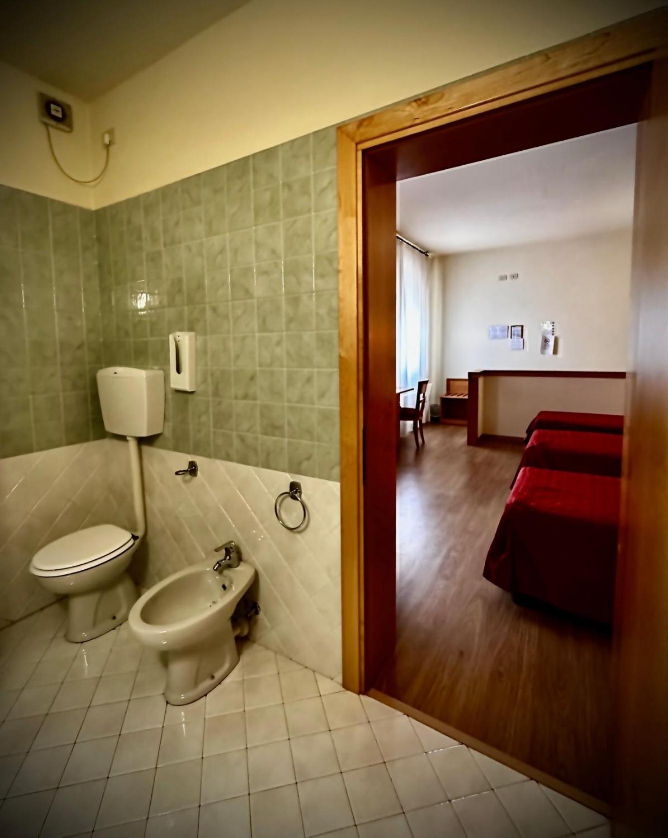 Hotel Ponte Molo Порто Толе Екстериор снимка